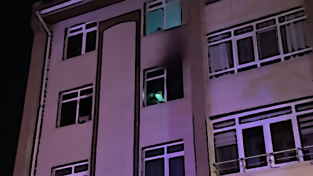 Kütahya'da Apartman Yangını: 5 Kişi Hastaneye Kaldırıldı