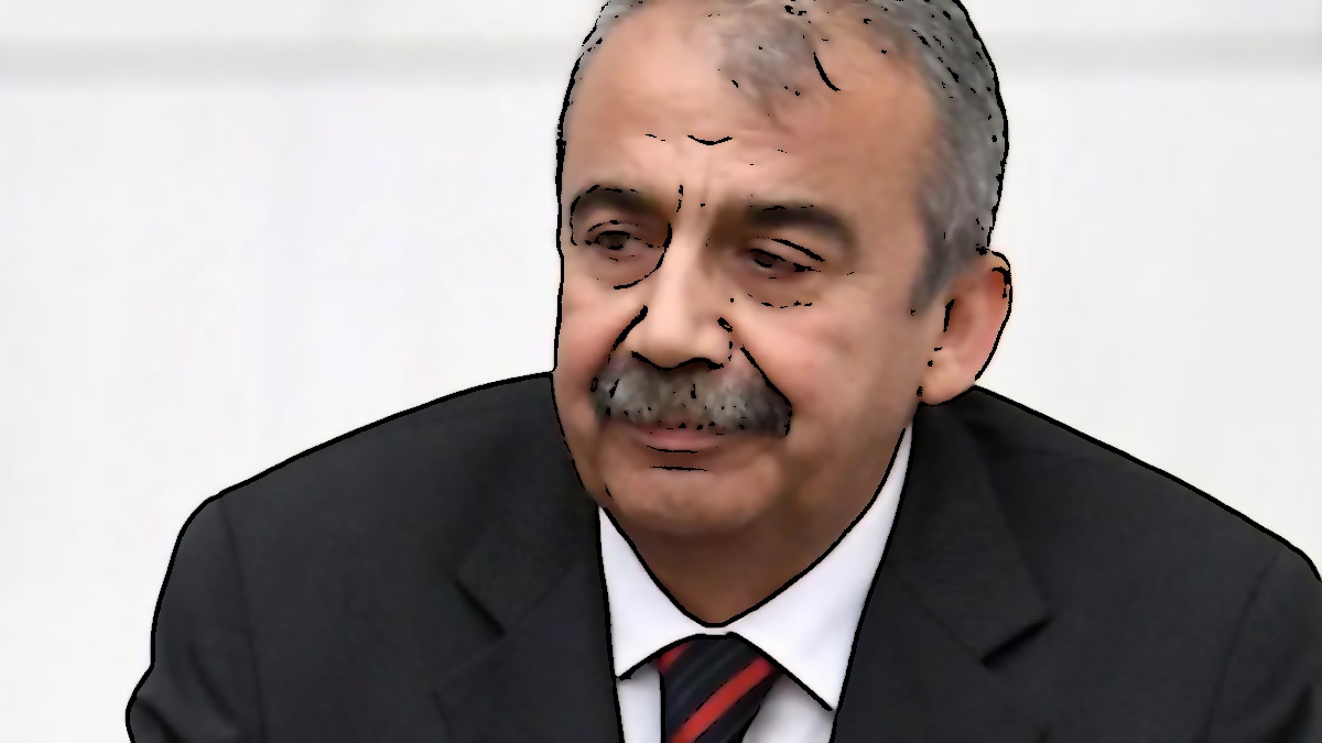 Sırrı Süreyya Önder'in Sağlık Durumu Ciddi Şekilde Kötüleşti